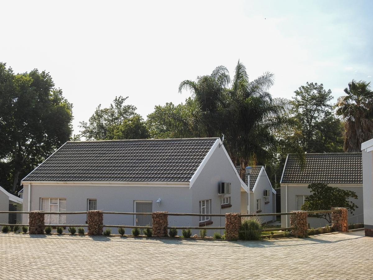 The Featherbed - Oudtshoorn Eksteriør billede